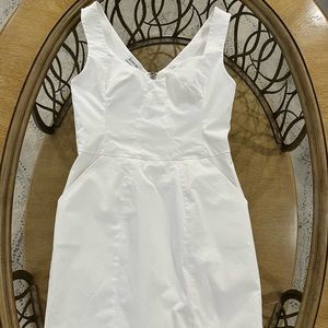 White Sleeveless Dress size 8 from BEBE